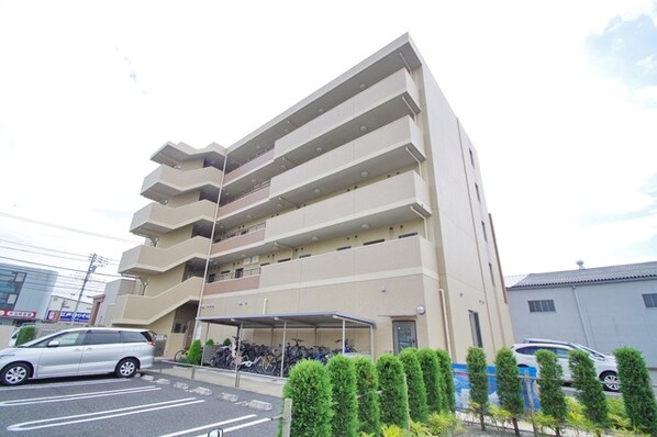 グランツ・フィオーレの物件外観写真